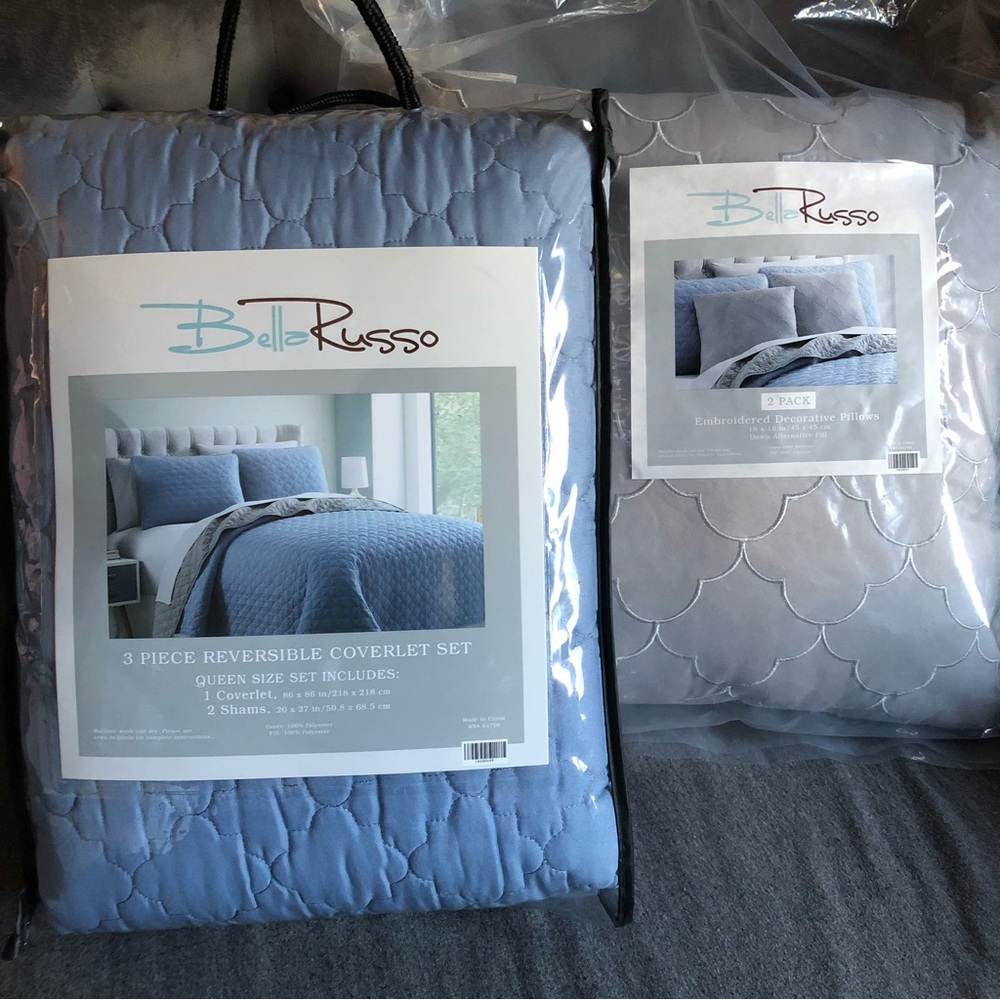 Bella Russo Combo: QUEEN 3 Piece Reversible Coverlet + 2 Decorative Pillow Set